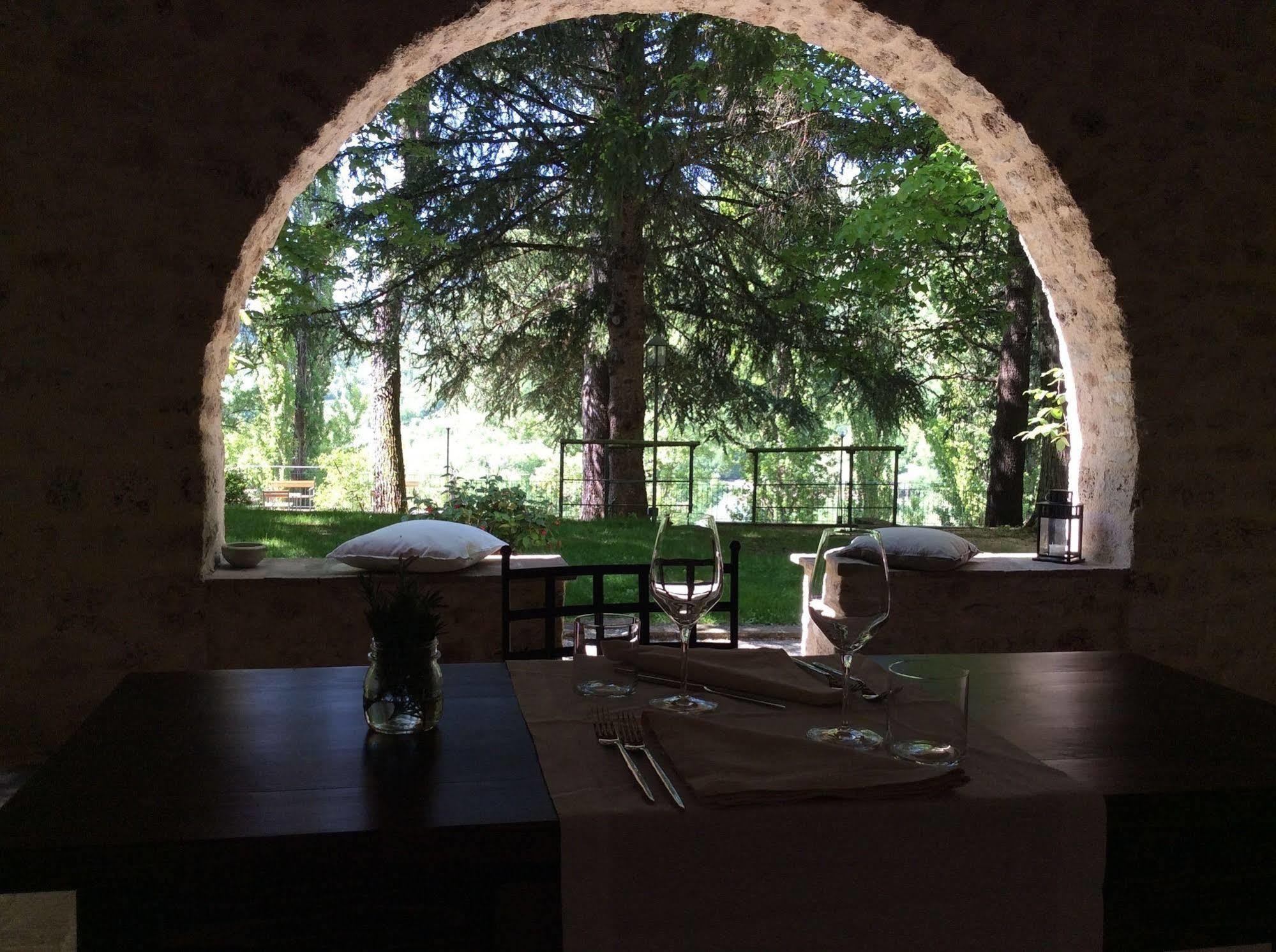 Convento Di Acqua Premula Hotel Sellano Bagian luar foto