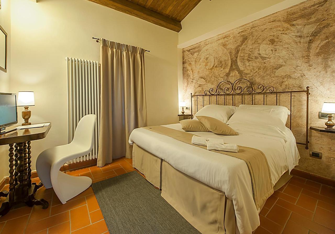 Convento Di Acqua Premula Hotel Sellano Bagian luar foto