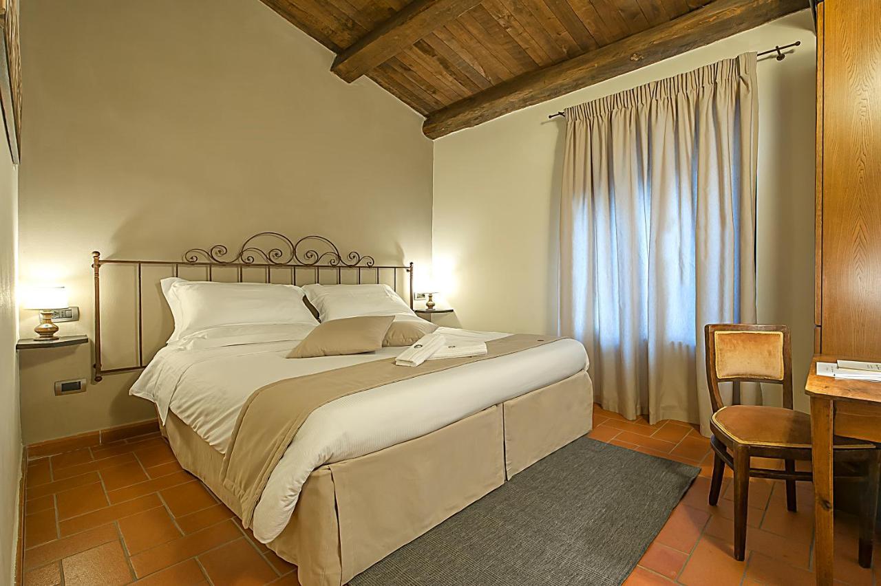 Convento Di Acqua Premula Hotel Sellano Bagian luar foto