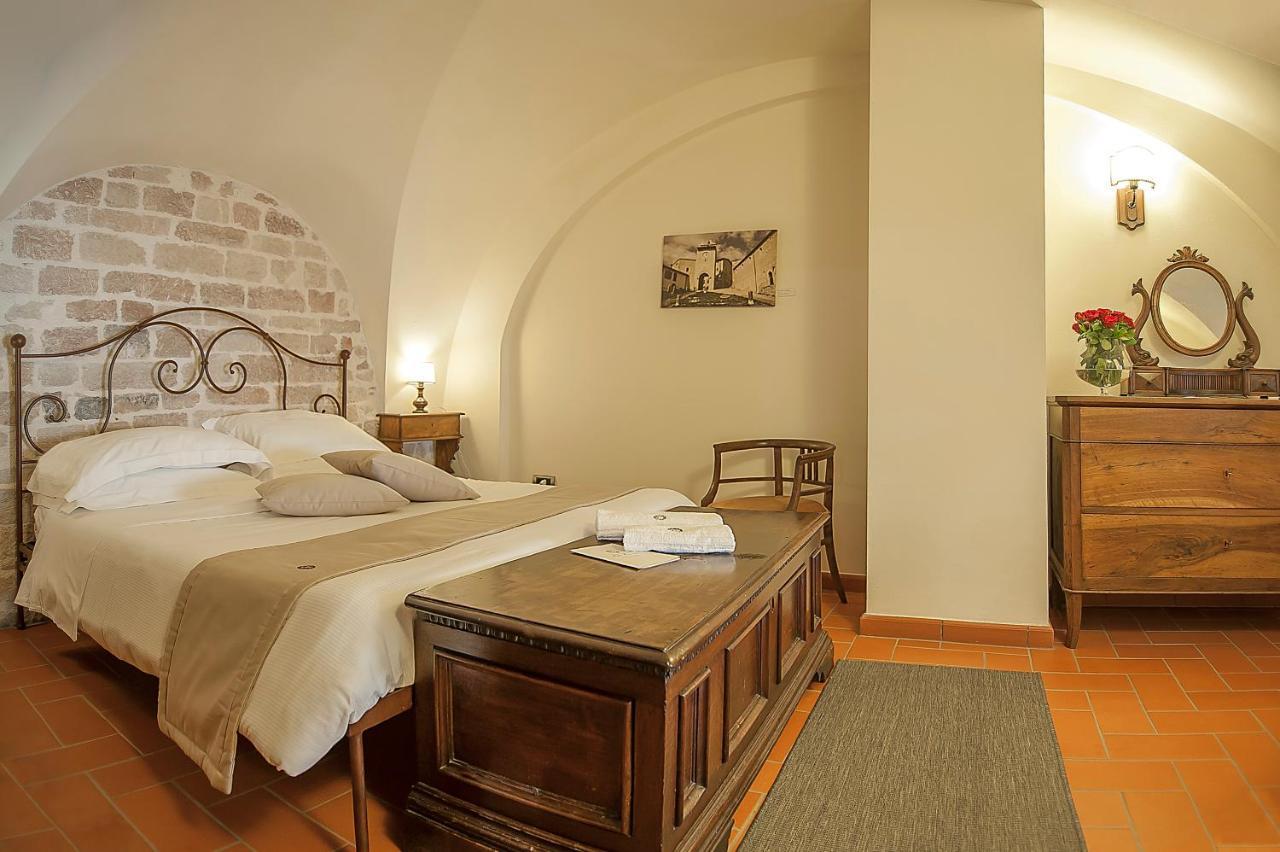 Convento Di Acqua Premula Hotel Sellano Bagian luar foto